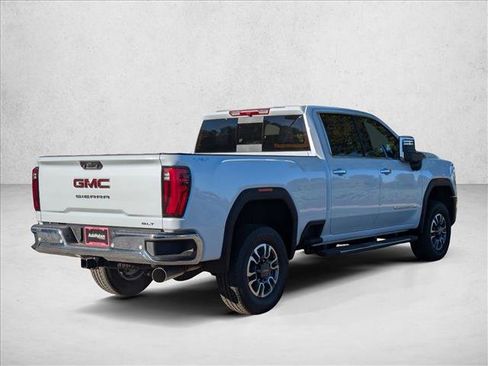 New 2026 GMC Sierra 2500 SLT w/ SLT Premium Package image 5