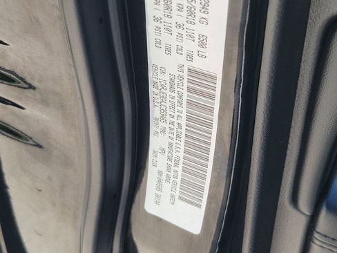 Used 2018 Jeep Grand Cherokee Limited RWD image 34