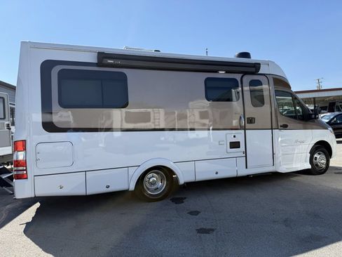 Used 2019 Mercedes-Benz Sprinter 170 image 30