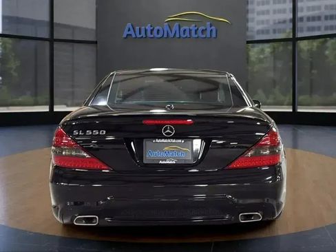 Used 2009 Mercedes-Benz SL 550 image 8