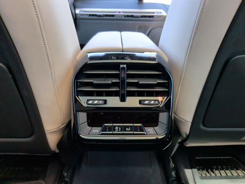 Certified 2024 BMW iX xDrive50 w/ Sport Package AWD/4WD image 36