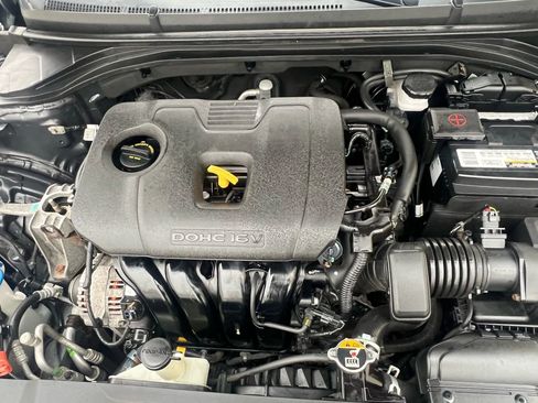 Used 2020 Hyundai Elantra Limited w/ Cargo Package (C1) image 33