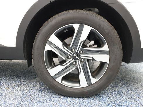 Used 2024 Kia Sorento EX image 6