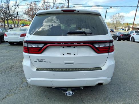 Used 2019 Dodge Durango SXT image 4