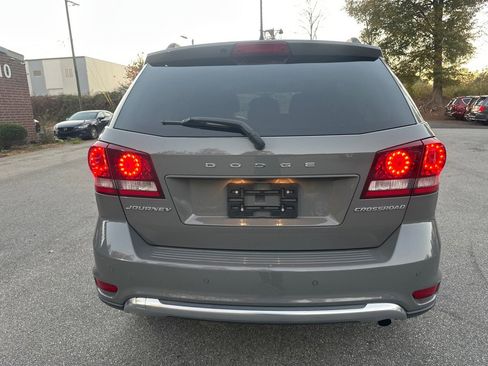 Used 2020 Dodge Journey Crossroad image 6