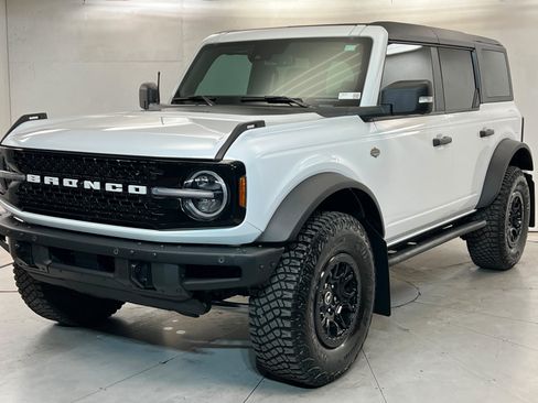 Used 2024 Ford Bronco Wildtrak AWD/4WD image 1