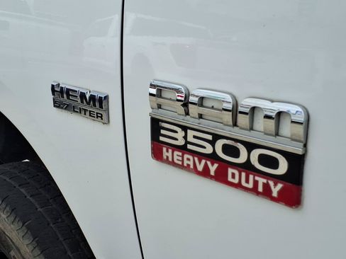 Used 2012 RAM 3500 ST w/ Trailer Brake Control Group AWD/4WD image 9