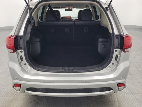 Used 2018 Mitsubishi Outlander SEL image 29