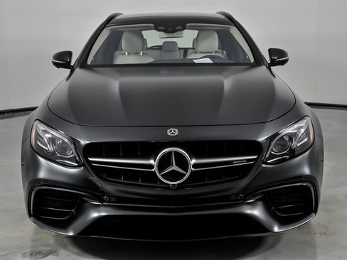 Used 2020 Mercedes-Benz E 63 AMG S image 4