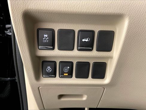 Used 2018 INFINITI QX60 Luxe w/ Deluxe Technology Package image 15