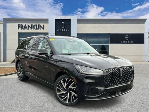 New 2026 Lincoln Aviator Black Label w/ Jet Appearance Package AWD/4WD image 1