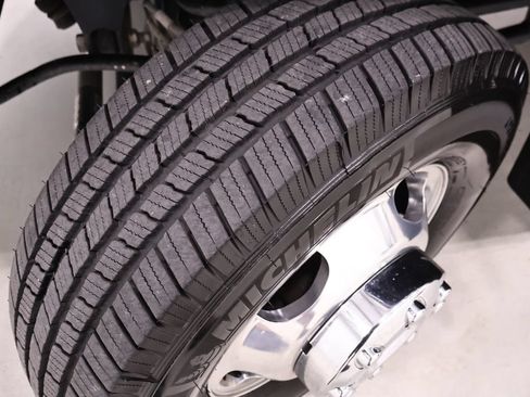 Certified 2022 Ford F350 Platinum AWD/4WD image 49