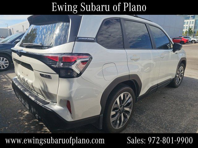Used 2025 Subaru Forester Touring w/ Touring Package AWD/4WD image 3