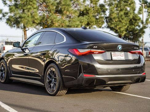 Used 2023 BMW i4 eDrive40 image 7