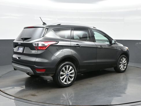 Used 2018 Ford Escape Titanium AWD/4WD image 6