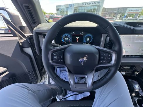New 2026 Ford Bronco Outer Banks w/ Sasquatch Package AWD/4WD image 20