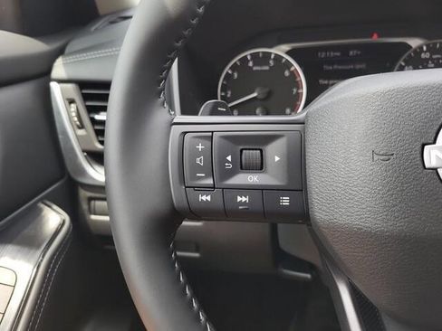 New 2025 Nissan Rogue SV image 13