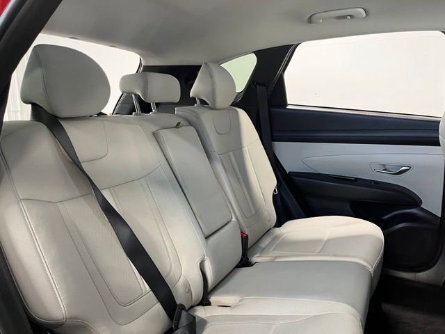 Used 2025 Hyundai Tucson SEL FWD image 13