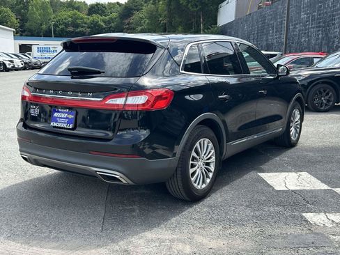 Used 2016 Lincoln MKX Select FWD image 3