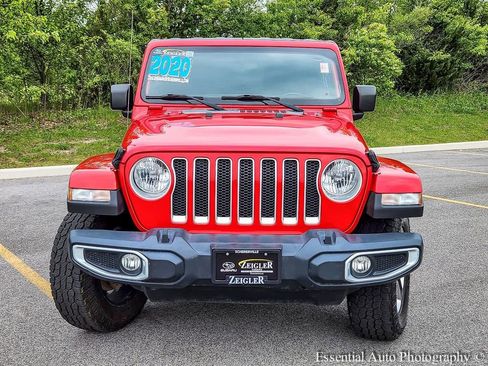 Used 2020 Jeep Wrangler Unlimited Sahara AWD/4WD image 4