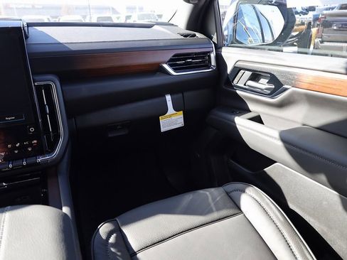 New 2026 GMC Yukon Denali w/ Advanced Technology Package AWD/4WD image 21