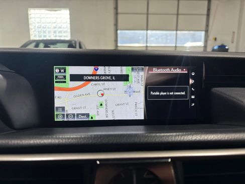 Used 2018 Lexus IS 300 AWD image 12