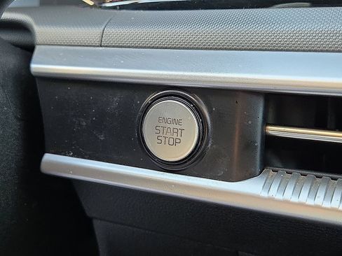 Used 2023 Kia K5 LXS FWD image 31
