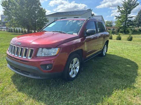 Used 2012 Jeep Compass Sport FWD image 7