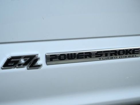 Used 2022 Ford F250 XLT w/ FX4 Off-Road Package AWD/4WD image 13