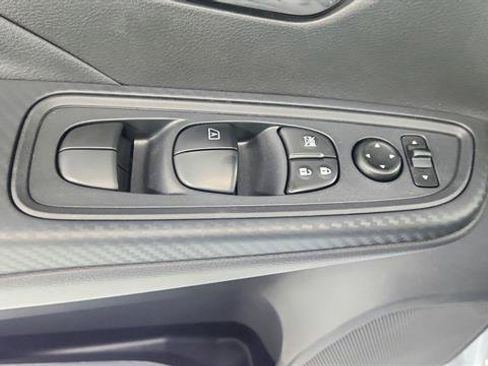 Certified 2025 Nissan Versa SV w/ Trunk Package FWD image 17