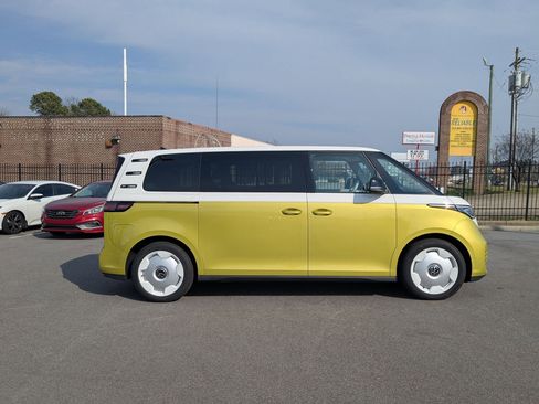 New 2025 Volkswagen ID. Buzz 1st Edition image 2