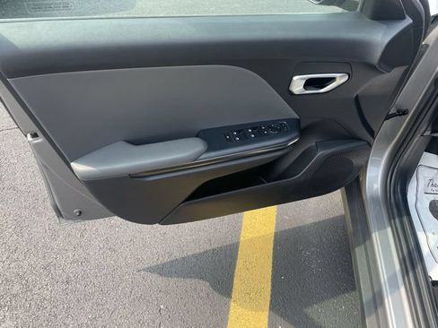 Used 2025 Kia K4 FWD image 14