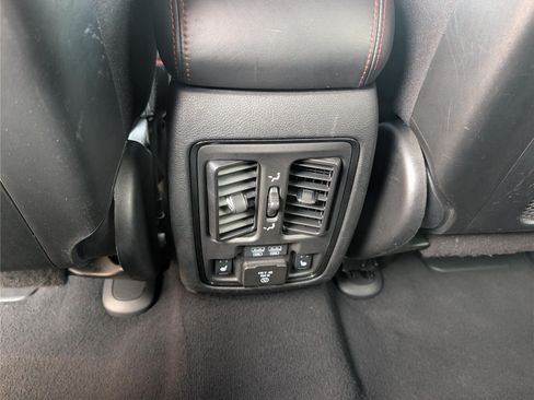 Used 2024 Dodge Durango GT AWD/4WD image 19
