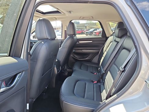 Used 2025 MAZDA CX-5 AWD 2.5 S w/ Preferred Package image 10