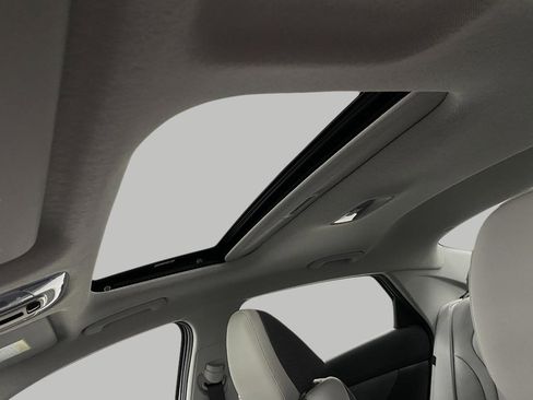 New 2026 Hyundai Elantra Limited FWD image 31