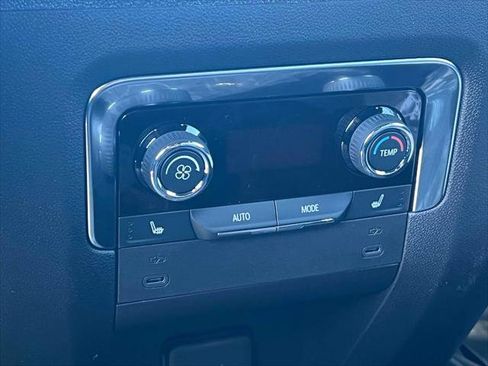 New 2026 Chevrolet Suburban Premier w/ Sun And Tow Package image 10