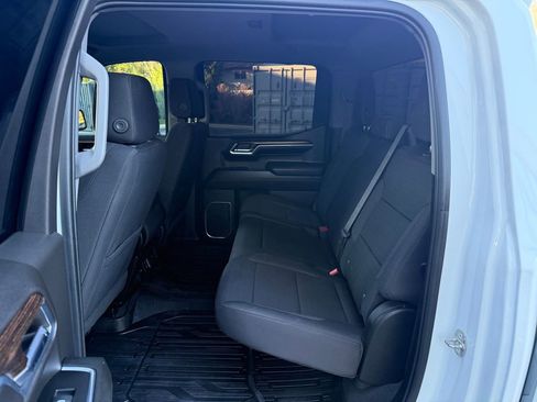 Used 2023 GMC Sierra 1500 SLE AWD/4WD image 29