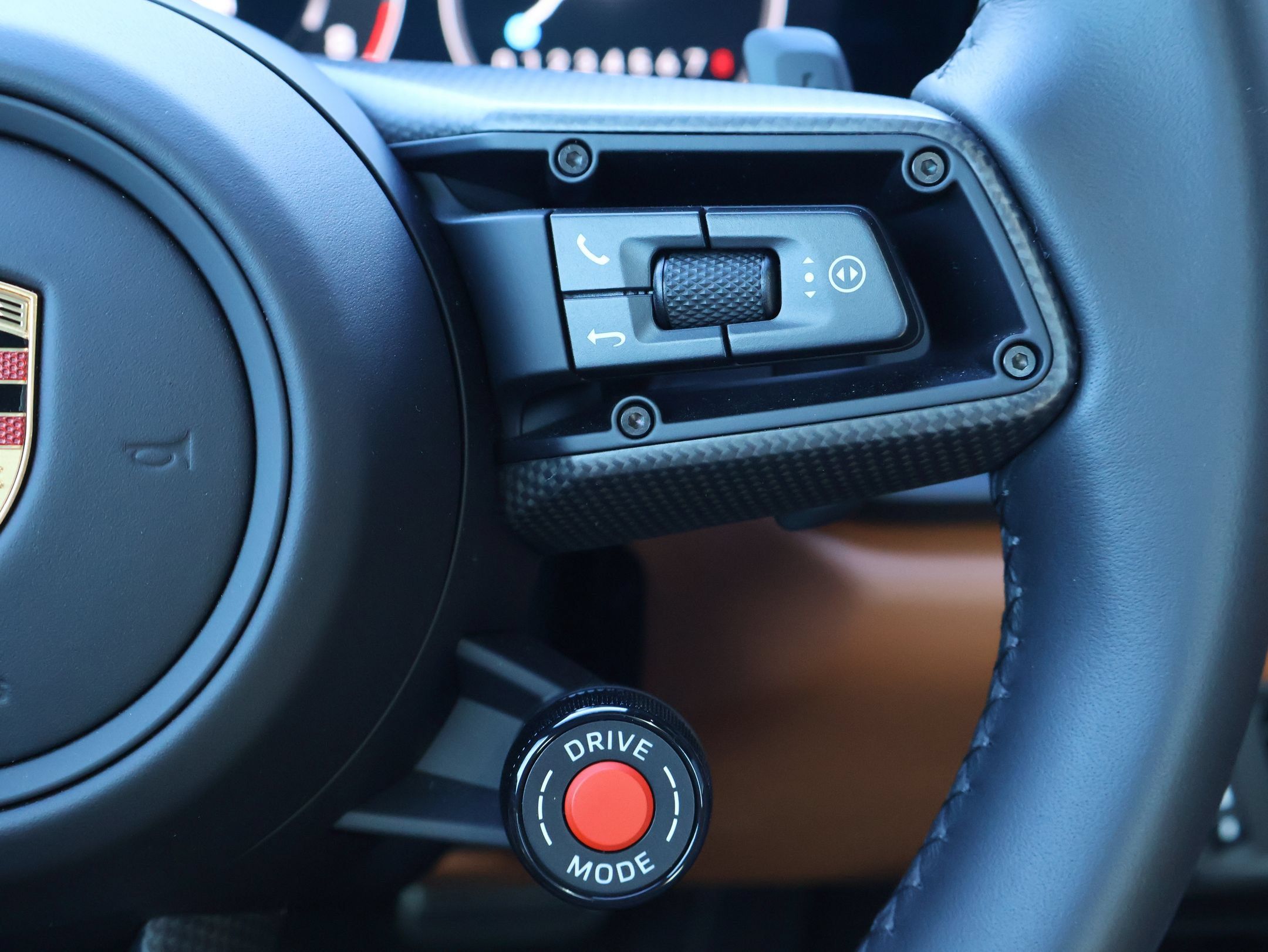 Certified 2026 Porsche 911 Carrera GTS RWD image 19