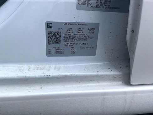 Used 2024 GMC Sierra 2500 Denali Ultimate image 6