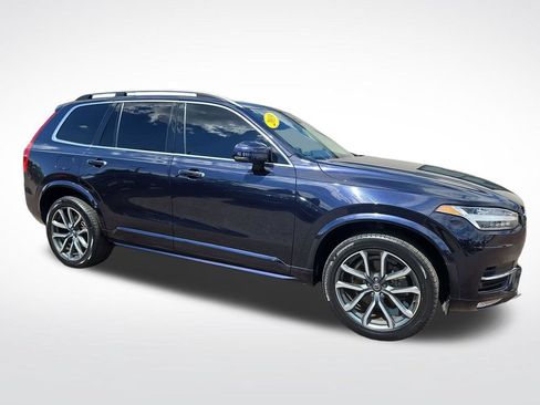 Used 2019 Volvo XC90 T5 Momentum w/ Protection Package Premier FWD image 6