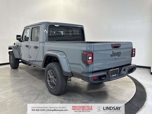 New 2026 Jeep Gladiator Sport image 6