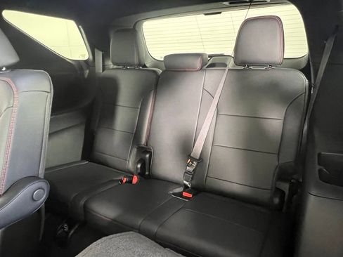 Certified 2024 Chevrolet Traverse RS w/ LPO, Floor Liner Package AWD/4WD image 18