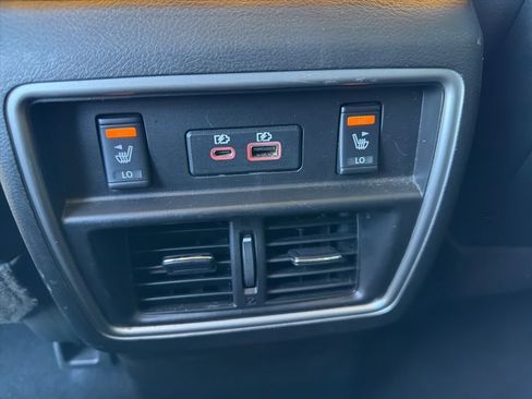 Used 2023 Nissan Murano SL image 14