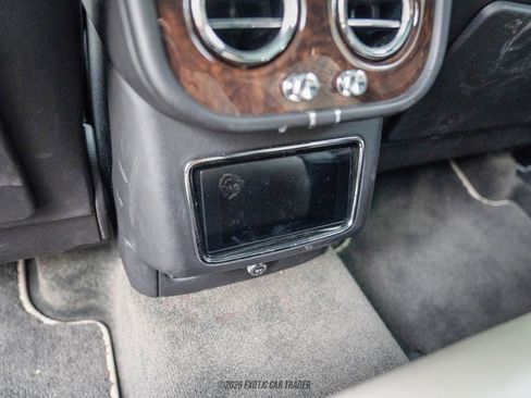 Used 2022 Bentley Bentayga Speed image 86