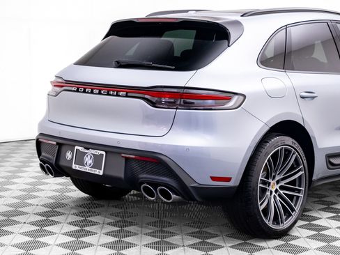 Certified 2026 Porsche Macan AWD/4WD image 36