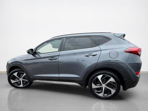 Used 2017 Hyundai Tucson Value AWD/4WD image 7