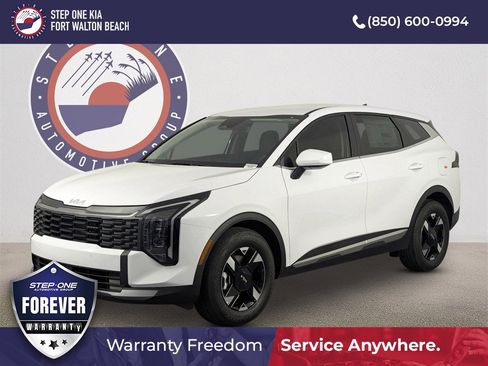 New 2026 Kia Sportage LX image 1