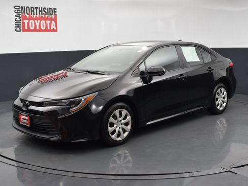Used 2024 Toyota Corolla LE FWD image 8
