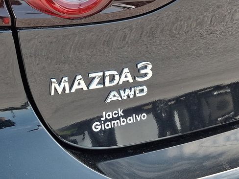 New 2026 MAZDA MAZDA3 Hatchback w/Premium Plus Pkg AWD/4WD image 17