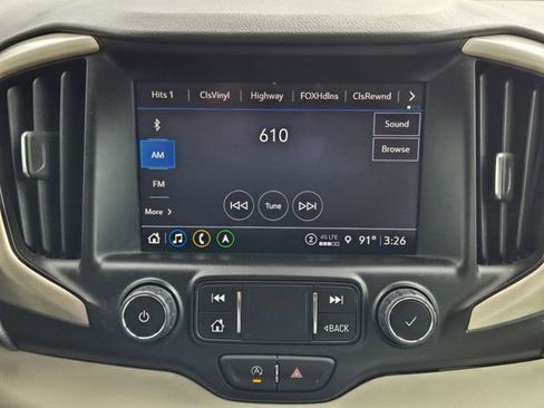 Used 2024 GMC Terrain Denali w/ Denali Premium Package AWD/4WD image 14